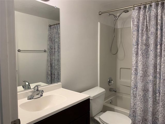 5754 SW 8TH PLACE, Gainesville, FL 32607