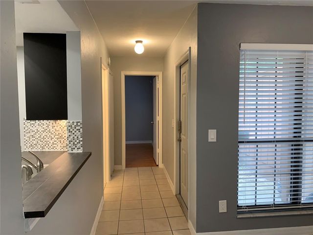 5754 SW 8TH PLACE, Gainesville, FL 32607