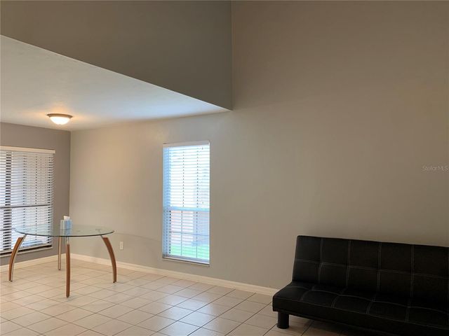 5754 SW 8TH PLACE, Gainesville, FL 32607