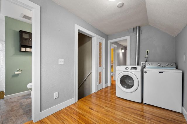 158 Morton Street W, Saint Paul, MN 55107