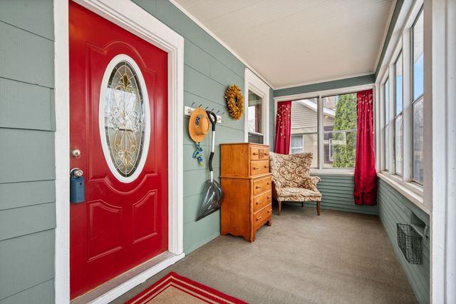 158 Morton Street W, Saint Paul, MN 55107