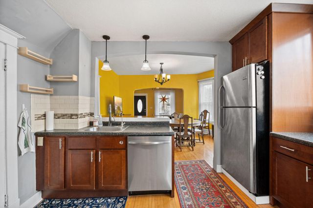 158 Morton Street W, Saint Paul, MN 55107