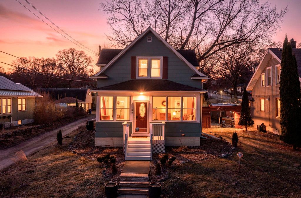 158 Morton Street W, Saint Paul, MN 55107