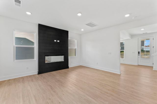 141 Rose Hannah Drive, Gallatin, TN 37066