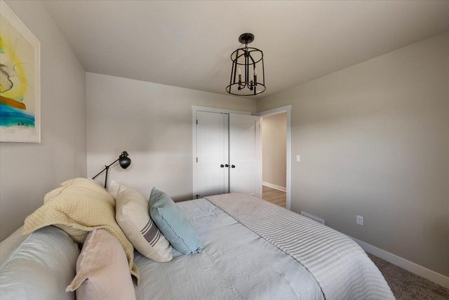 140 Sunrise COURT, Cedar Grove, WI 53013