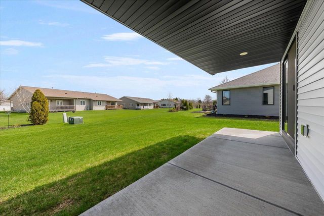 140 Sunrise COURT, Cedar Grove, WI 53013