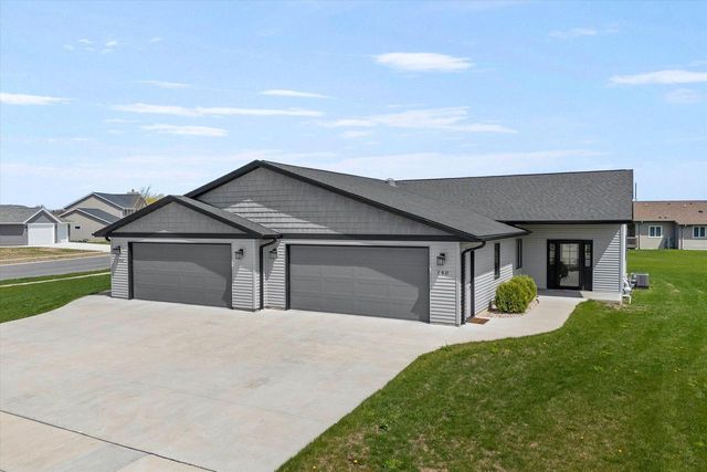 140 Sunrise COURT, Cedar Grove, WI 53013