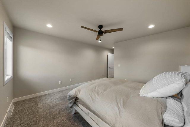 140 Sunrise COURT, Cedar Grove, WI 53013