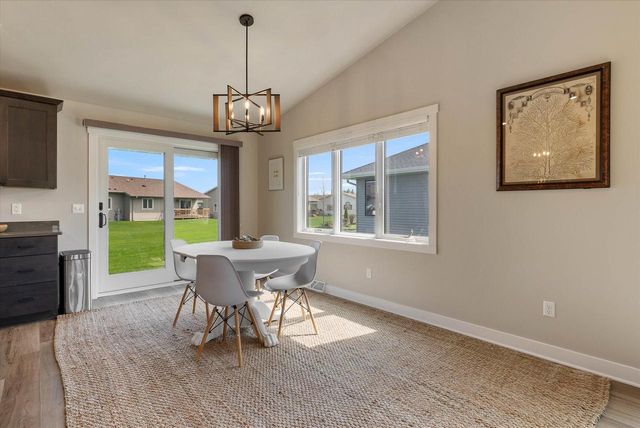 140 Sunrise COURT, Cedar Grove, WI 53013