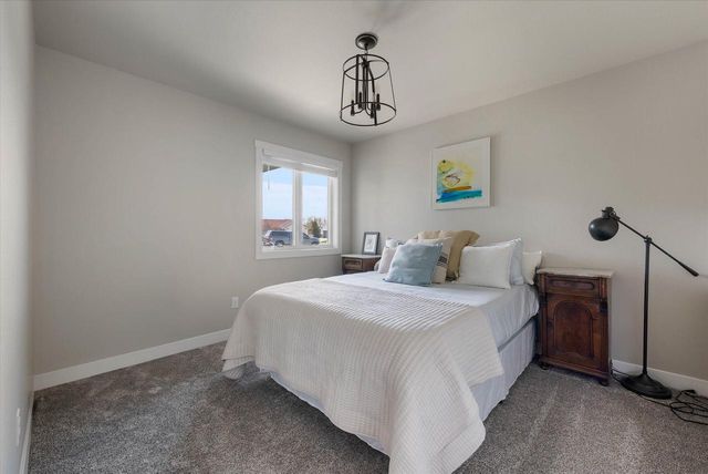 140 Sunrise COURT, Cedar Grove, WI 53013