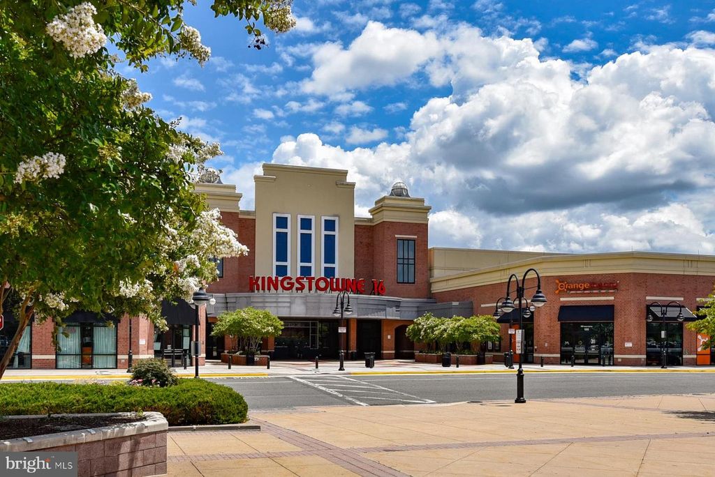 7212 LENSFIELD CT, Alexandria, VA 22315