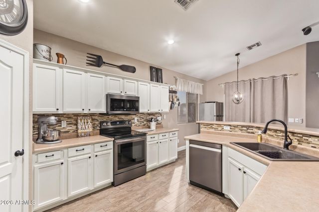 13009 W HIGHLAND Avenue, Litchfield Park, AZ 85340