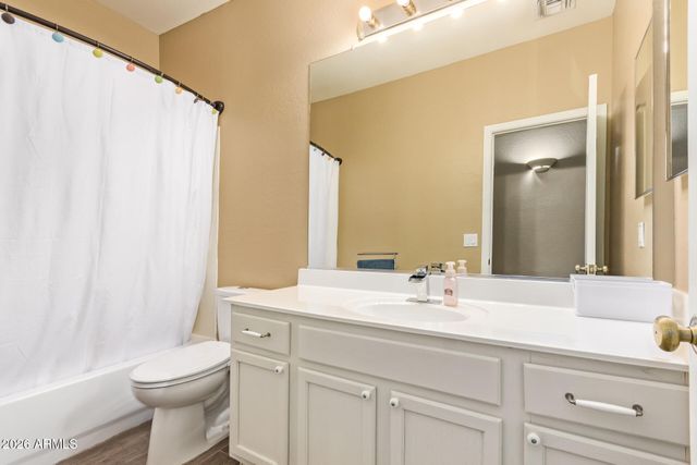 13009 W HIGHLAND Avenue, Litchfield Park, AZ 85340