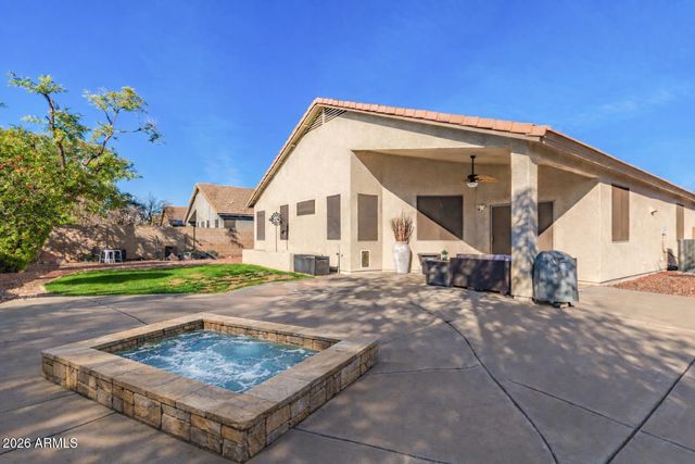 13009 W HIGHLAND Avenue, Litchfield Park, AZ 85340