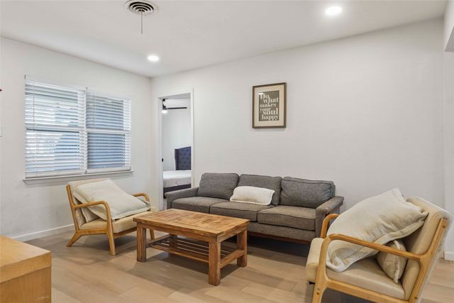 416 Simmons Drive, Hurst, TX 76053