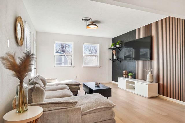 416 Simmons Drive, Hurst, TX 76053