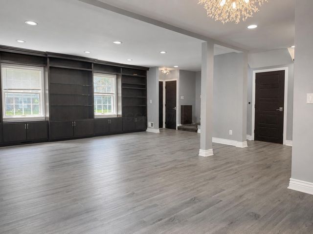 70 S Gould Road, Columbus, OH 43209