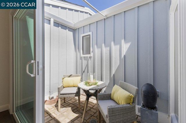 2117 Myrtle Beach Ln, Danville, CA 94526