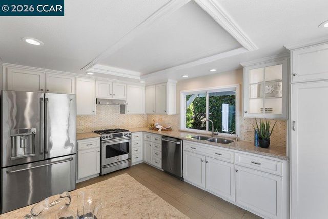 2117 Myrtle Beach Ln, Danville, CA 94526