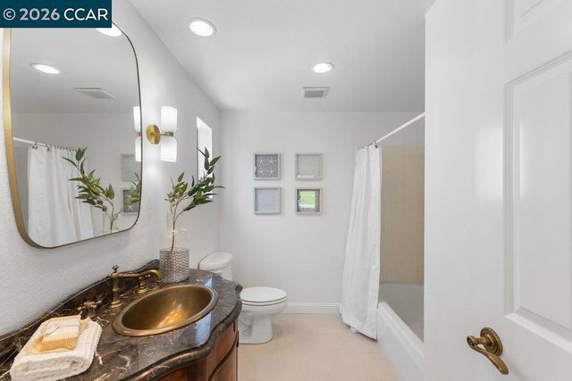 2117 Myrtle Beach Ln, Danville, CA 94526