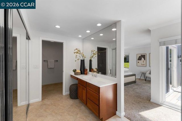 2117 Myrtle Beach Ln, Danville, CA 94526