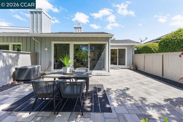 2117 Myrtle Beach Ln, Danville, CA 94526