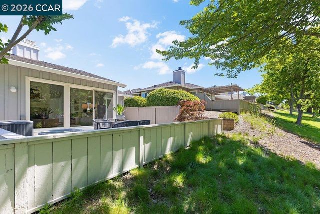 2117 Myrtle Beach Ln, Danville, CA 94526