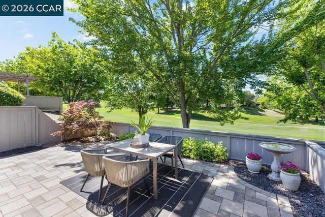 2117 Myrtle Beach Ln, Danville, CA 94526