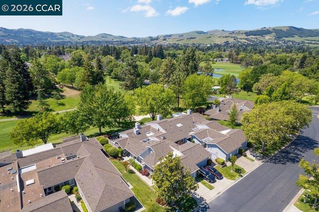 2117 Myrtle Beach Ln, Danville, CA 94526