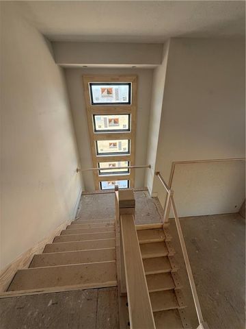 2517 NE Woodland Oak Circle, Lee's Summit, MO 64086