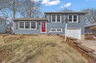 3521 SW Brendan AVE, Topeka, KS 66611