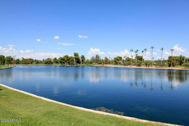 7950 E STARLIGHT Way 250, Scottsdale, AZ 85250