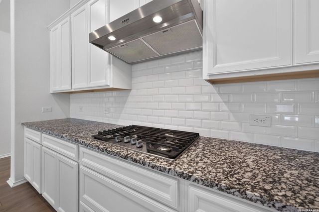 207 Foxtail Woods, Cibolo, TX 78108