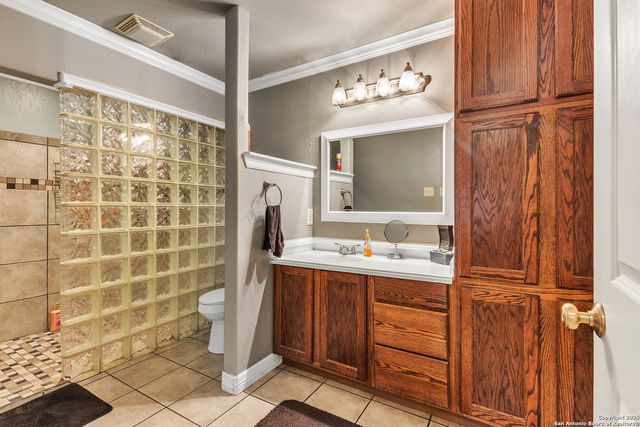 3203 COCONINO DR, San Antonio, TX 78211