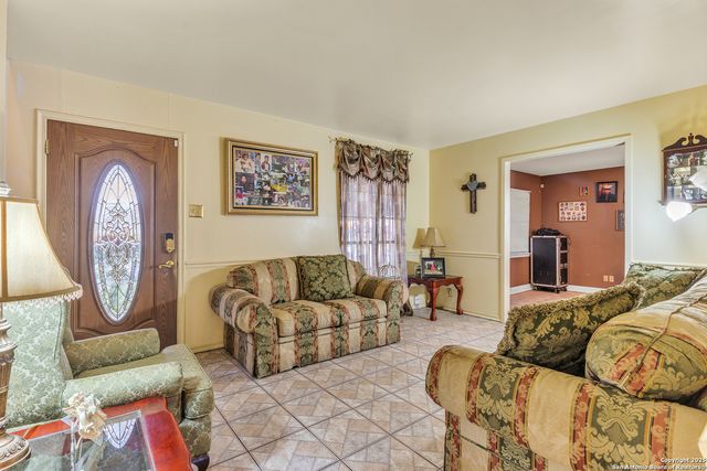 3203 COCONINO DR, San Antonio, TX 78211