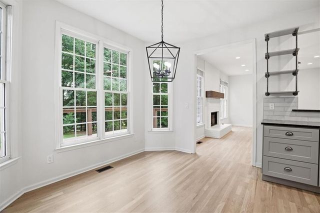 1025 Russell Point, Suwanee, GA 30024