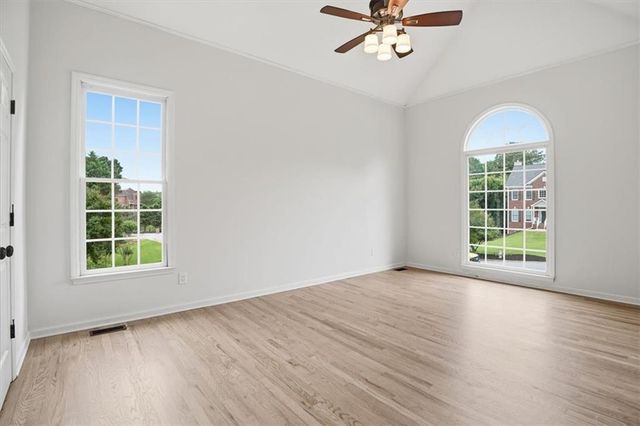 1025 Russell Point, Suwanee, GA 30024