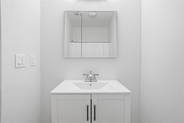 1025 Russell Point, Suwanee, GA 30024