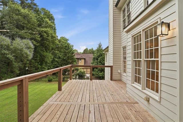 1025 Russell Point, Suwanee, GA 30024