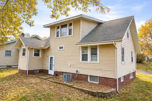 1106 Arthur Avenue, Des Moines, IA 50316