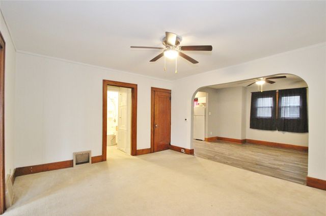 1106 Arthur Avenue, Des Moines, IA 50316