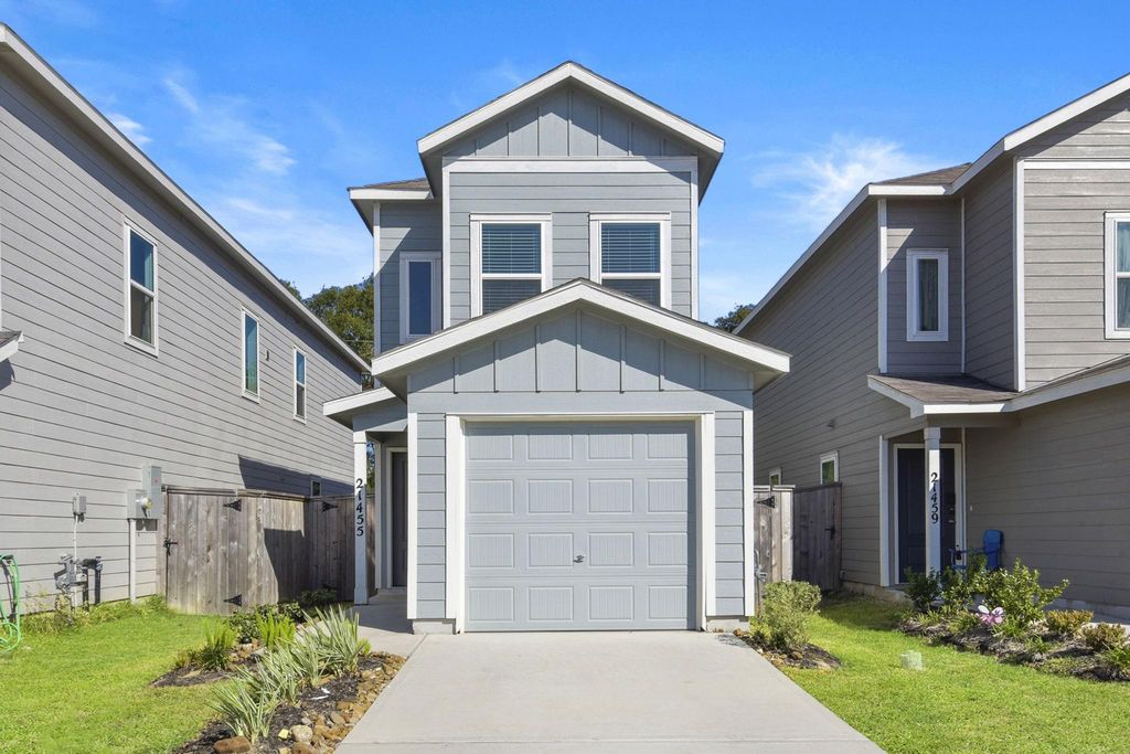 21455 Carosella Drive, New Caney, TX 77357