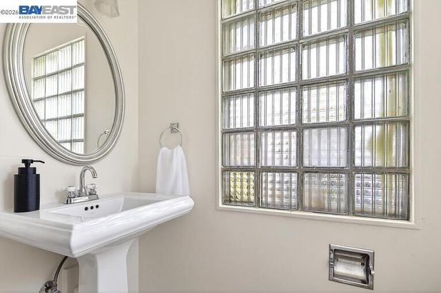 2515 Alva Ave, El Cerrito, CA 94530