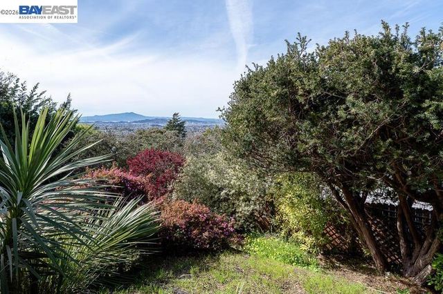 2515 Alva Ave, El Cerrito, CA 94530