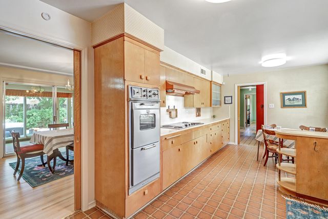 1300 Dakota Street NE, Albuquerque, NM 87110