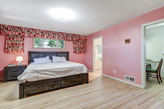 1300 Dakota Street NE, Albuquerque, NM 87110
