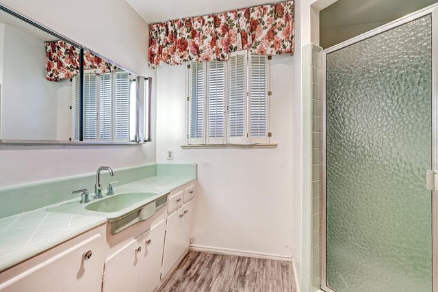1300 Dakota Street NE, Albuquerque, NM 87110