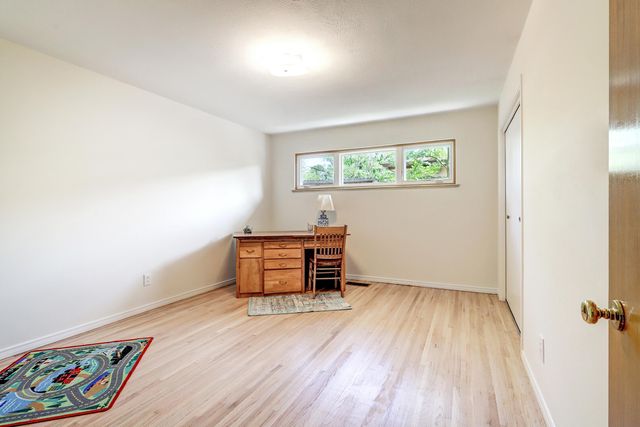 1300 Dakota Street NE, Albuquerque, NM 87110
