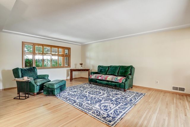 1300 Dakota Street NE, Albuquerque, NM 87110