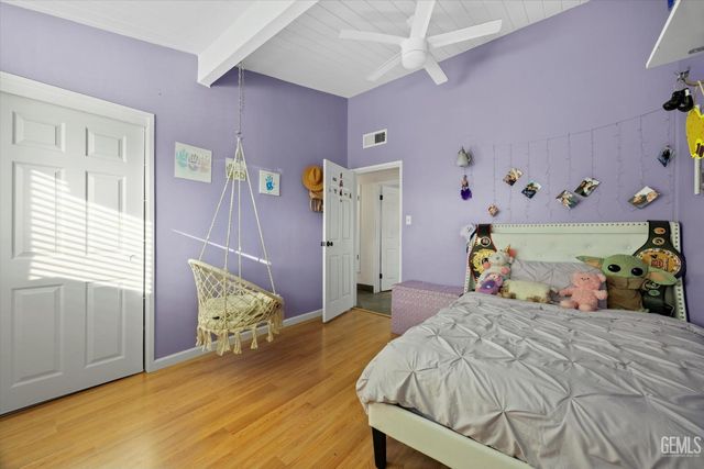 2807 Wenatchee Avenue, Bakersfield, CA 93306